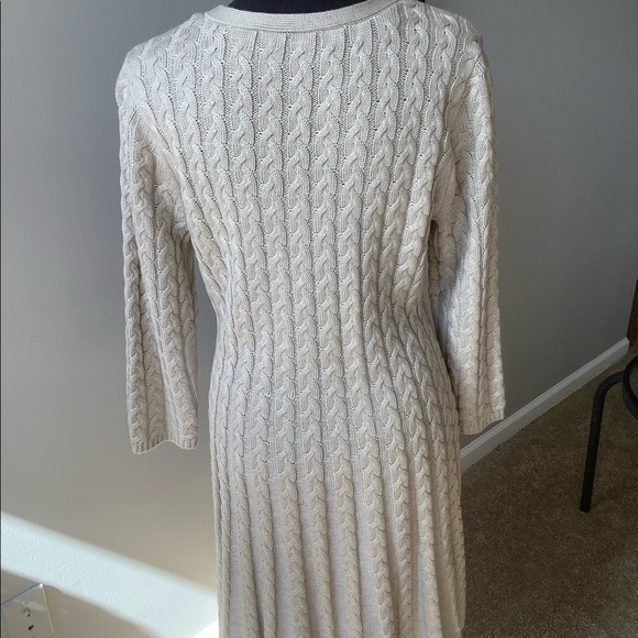 Sweater dress - Picture 2 of 4